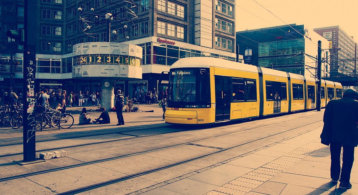 Trasporti: aumenta la CO2, bisogna incentivare i mezzi ecologici